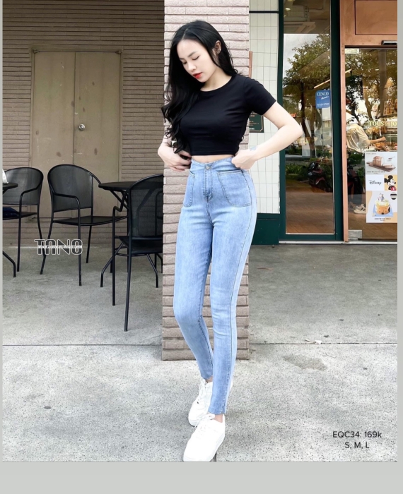 Quần jeans dài giãn ống ôm lưng liền thân lai cắt,túi đóng.