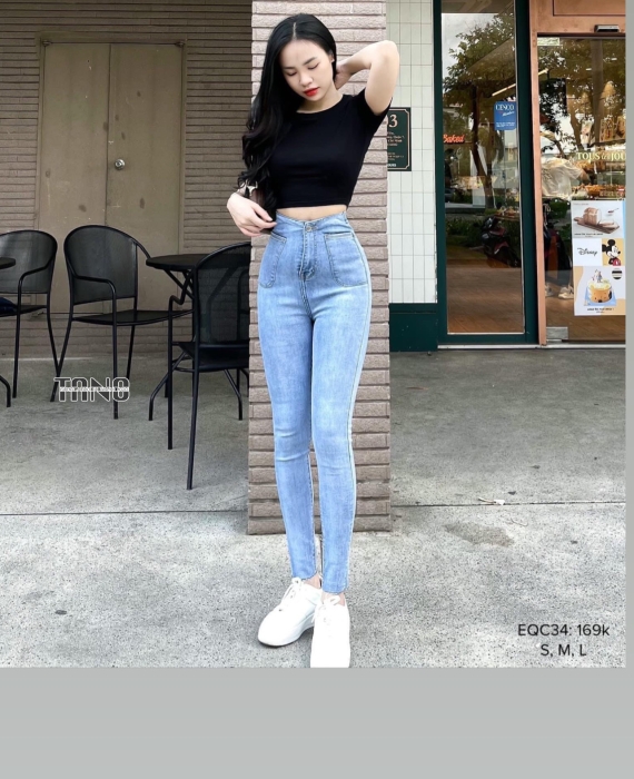 Quần jeans dài giãn ống ôm lưng liền thân lai cắt,túi đóng.