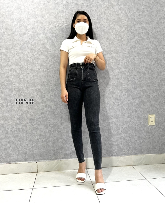 Quần jeans ống ôm màu xám túi tròn ,lai cắt