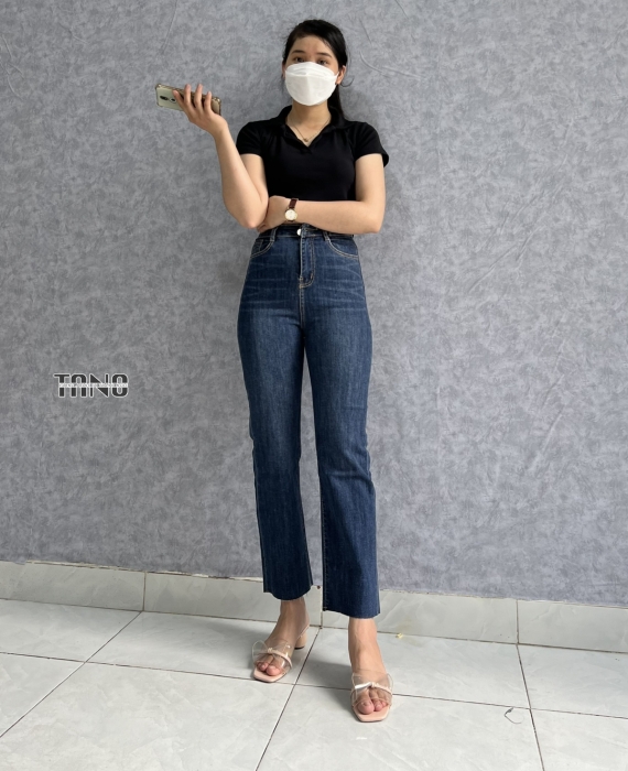 Quần jeans giãn ống đứng màu xanh đậm dơ(xanh bụi) lai cắt.