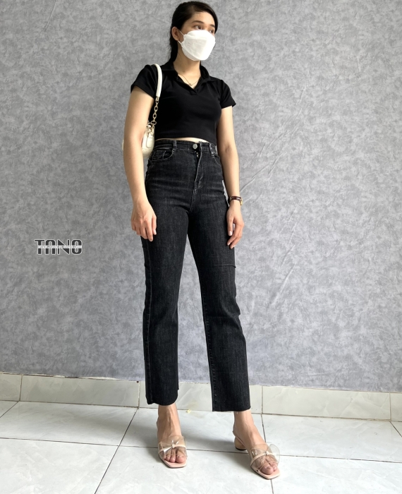 Quần jeans giãn ống đứng màu xám lai cắt.
