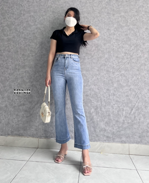Quần Jeans Giãn Ống Loe Màu Xanh Nhạt Lai Gấp 3 cm