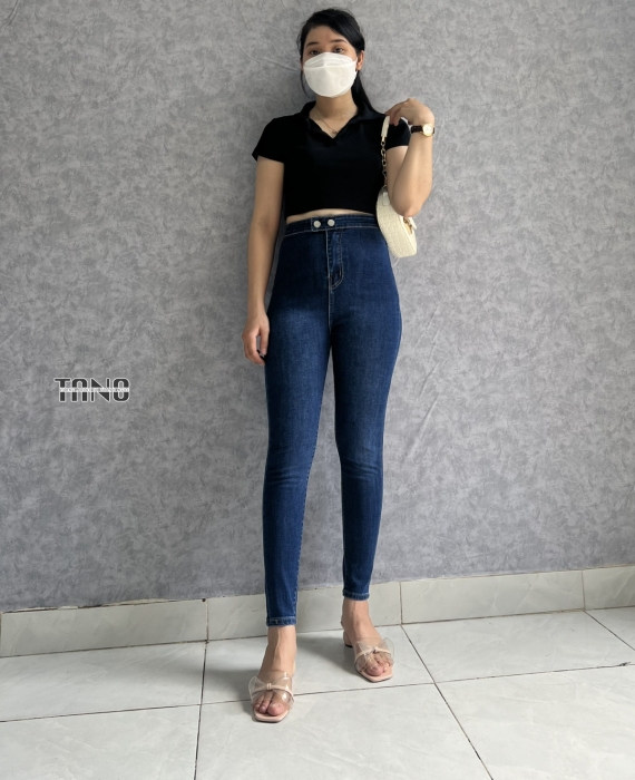 Quần jeans giãn ống ôm màu xanh đậm,2 nút bóp.